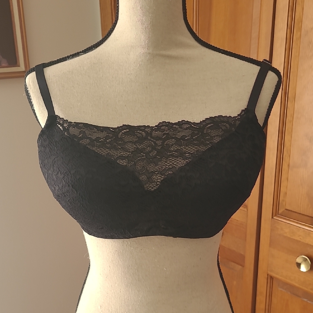 Soma Black Lace Overlay Bra